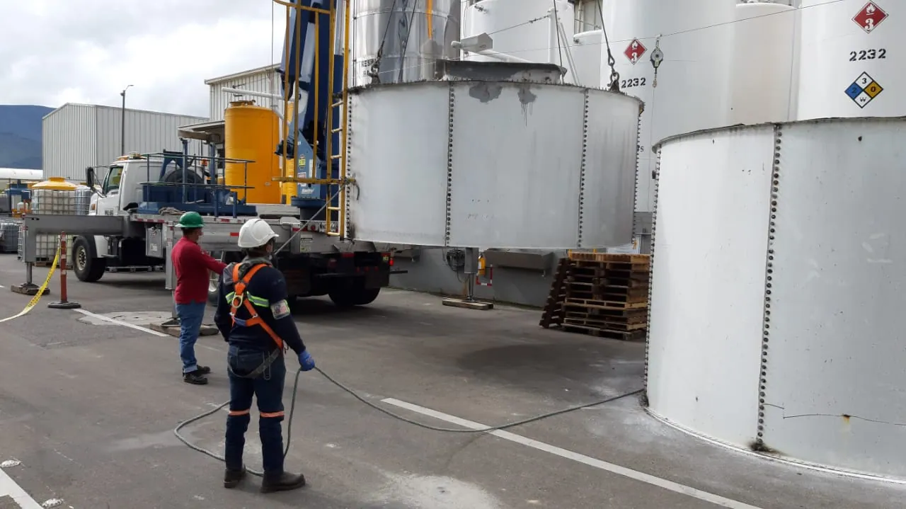 Desmantelamiento silo - SIKA - imagen 7